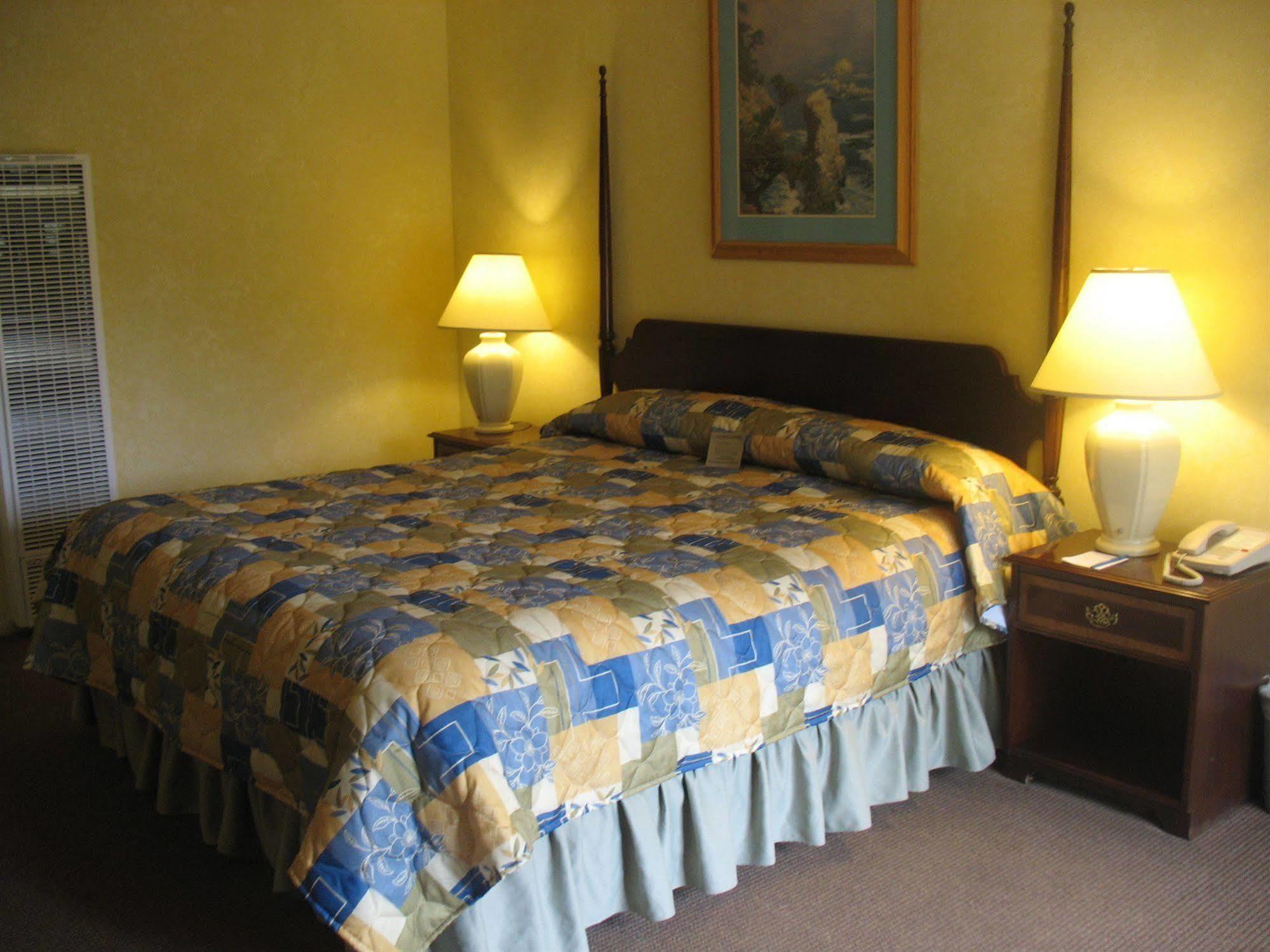 Creekside Inn Downtown Камбрия Екстериор снимка